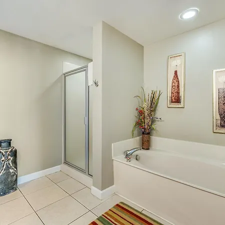Splash Beach Resort By Panhandle Getaways Panama City Beach Room photo