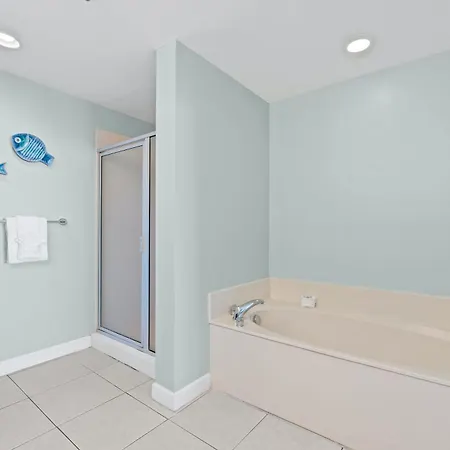 Splash Beach Resort By Panhandle Getaways Panama City Beach Room photo