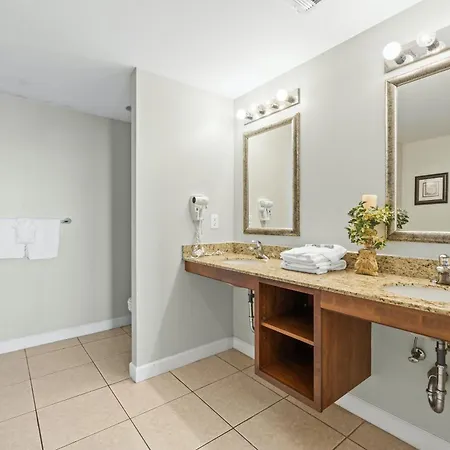 Splash Beach Resort By Panhandle Getaways Panama City Beach Room photo